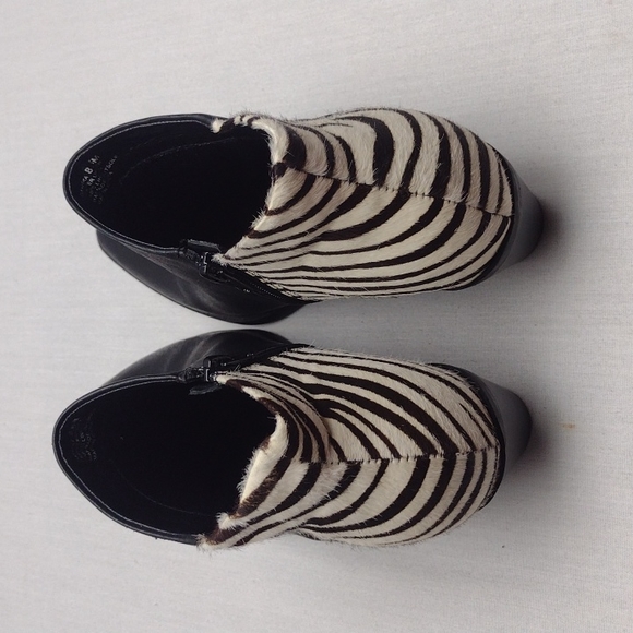 Yellow box ankle boot - Picture 3 of 4